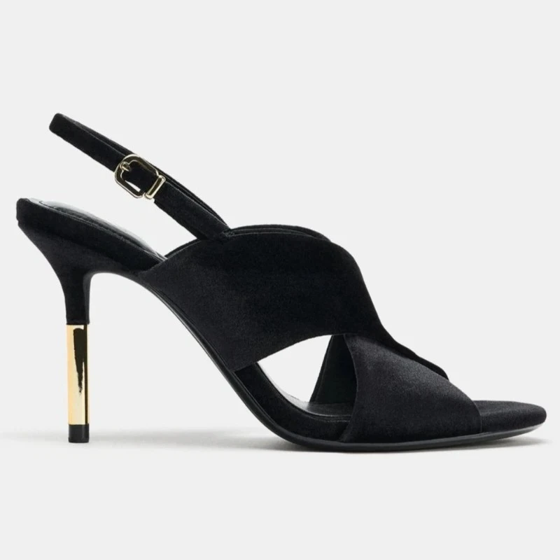 Designer Suede Wide Cross Stra - Crossfit Lady recensie en prijs